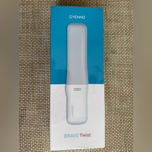 Brand New Gyenno White Smart Spoon (NWT)